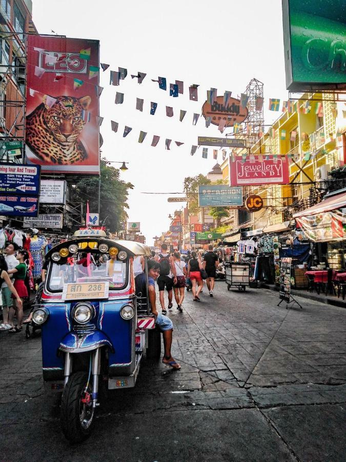 Ssip Boutique Dhevej Bangkok (Adults Only) Otel Dış mekan fotoğraf