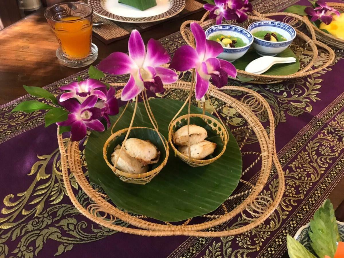 Ssip Boutique Dhevej Bangkok (Adults Only) Otel Dış mekan fotoğraf