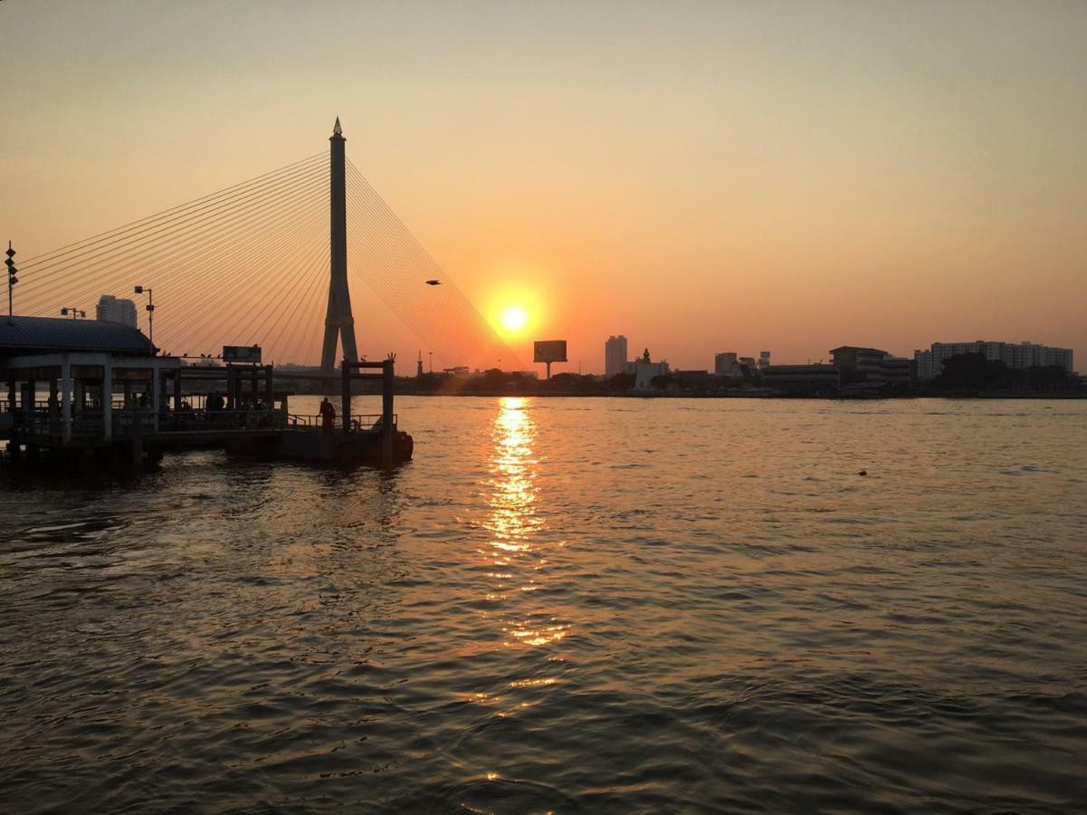 Ssip Boutique Dhevej Bangkok (Adults Only) Otel Dış mekan fotoğraf